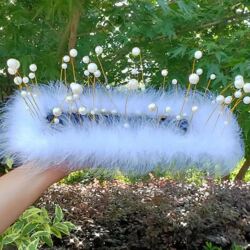 Creative Feather Car Anti-Slip Mat Dashboard Center Console Storage Mat Car Decoration Cute Plush Car Accessories