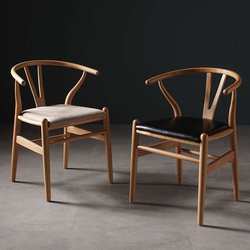 Nordic solid wood dining chair home leisure back armrest Taishi chair simple horn chair cafe log y chair