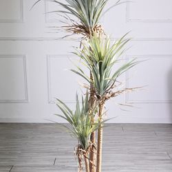 Nordic style fresh dragon blood yucca artificial plant tree floor-to-ceiling decoration home furnishing floral bonsai window