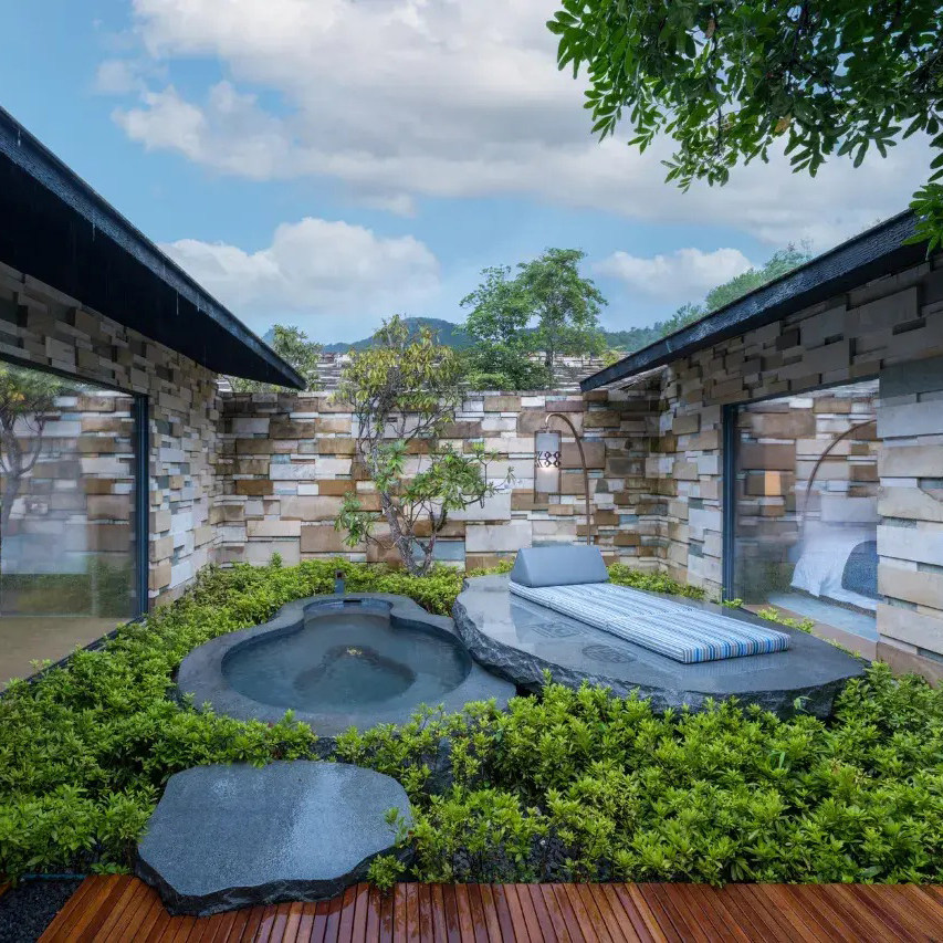 【高私商务接待】云南-芒市-瑞丽-腾冲6天5晚商务接待 石头纪温泉