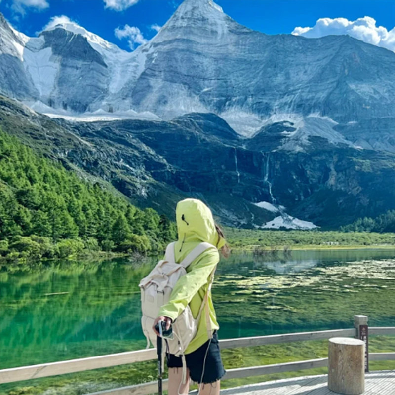 2+1保姆车22人纯玩小团 | 川西旅游7天6晚稻城亚丁鱼子西墨石公园