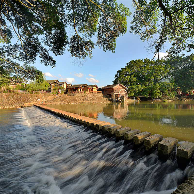 厦门漳州南靖土楼云水谣古镇田螺坑四菜一汤塔下村8人纯玩小团