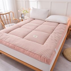 Special Mat for Winter Floor Sleeping, Three-Dimensional Feather Velvet Bedside Office Thickened Play Sleeping Mat, Mattress for Bed Setup, Home Use