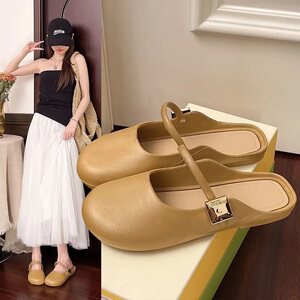 2025 new summer outdoor wear Baotou sandals fashionable and versatile beach flat shoes girl heart vacation plastic soft bottom
