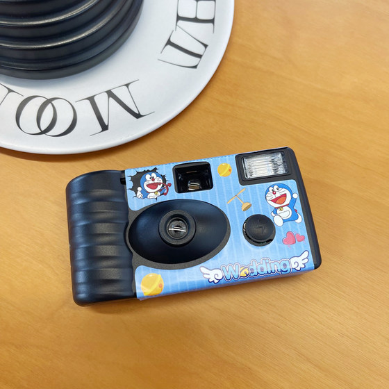
Doraemon Cartoon Disposable Film Camera Ding Dong Cat Retro Film Camera Birthday Gift for Friends