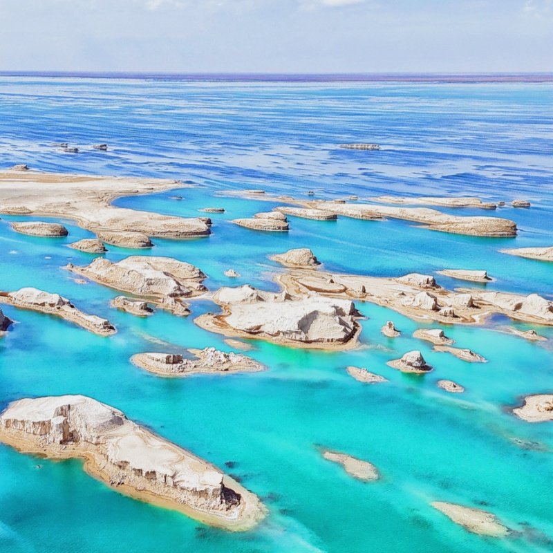 青海湖+水上雅丹+315U型公路+察尔汗盐湖+敦煌+丹霞9日游 8人小团