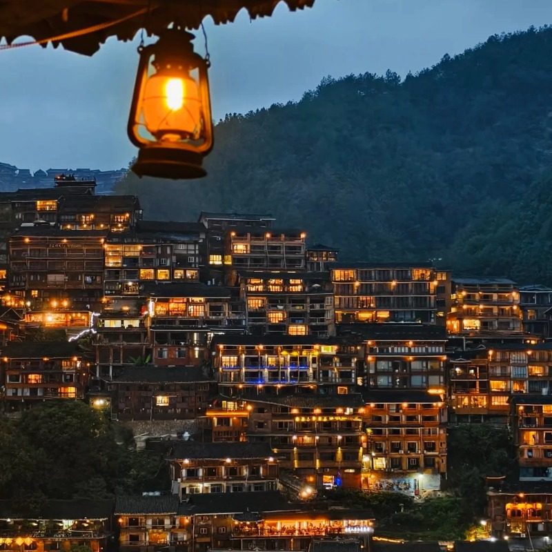 贵州旅游黄果树小七孔西江苗寨青岩5天4晚跟团游真纯玩