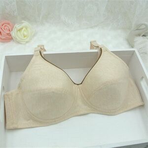 
Free shipping for girls plus size solid color cotton thin bra A student no sponge no wire rims fat M bra B cup 9
