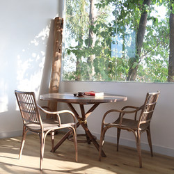 Natural traditional design rattan chairs, cafe rattan tables and chairs, balcony study chairs, old and simple Indonesian rattan chairs