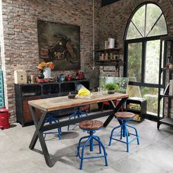 Retro industrial style iron leisure bar chair cafe B&B creative liftable bar stool home solid wood chair