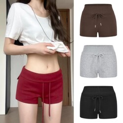 Mosesqueen American-Style Red Casual Sports Shorts with Drawstring Elastic Waist and Hip-Hugging Fit