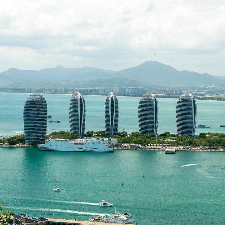 三亚进出·双岛五星之夜·6日游·蜈支洲岛、西岛、直升机体验