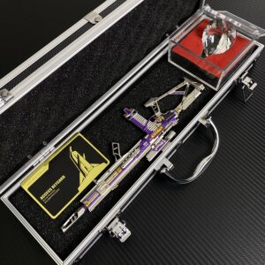 
Delta Operation peripheral assembly M7 Prism Offensive S2 small gun detachable gun mold alloy toy New Year gift