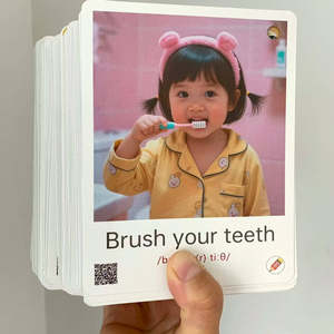 
Real-life parent-child TPR card action instruction flash card English enlightenment bilingual early education training card supports caterpillars