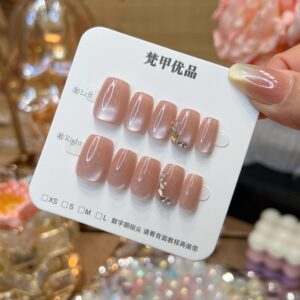 
Vanjia Premium C409 Pink Cat Glass Beads Removable Wearable Manicure 10 Pieces