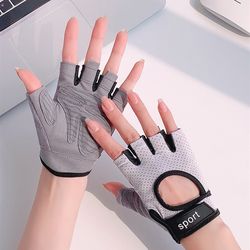 Fitness gloves for women thin kettlebell training yoga dumbbell sports men half finger riding anti-slip wear-resistant anti-cocoon