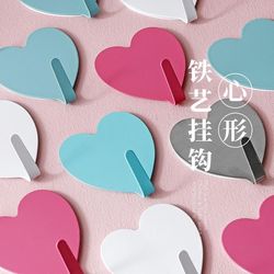 Heart-shaped metal hook, colorful, punch-free, sticky hook, strong stainless steel hook, bedroom decoration, dormitory dream catcher, wall hanging