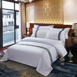 Hotel bedding, thickened cotton, simple three- or four-piece set, solid color quilt cover, sheets, hotel bedding, linen, hotel