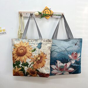 
New gold silk single-sided cloth bag, foreign trade fashionable shoulder bag for women, cute F cute shopping bag, cross-border supply, literary canvas