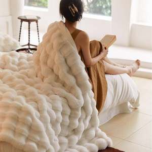 
Tuscan imitation rabbit hair short velvet casual cover blanket light luxury high-end sofa blanket soft warm velvet blanket bedroom