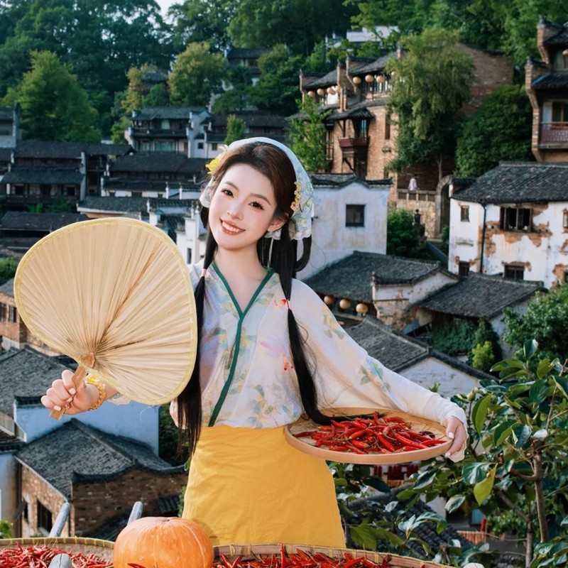 12人纯玩小团 含机票 江西旅游庐山景德镇婺源望仙谷6天5晚跟团游