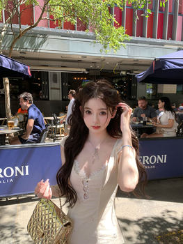 Hot girl outfit llan lace vest sexy
