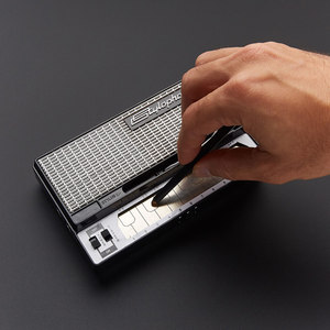 British Stylophone retro electronic musical instrument peninsula iron box pocket music keyboard synthesizer electronic music box