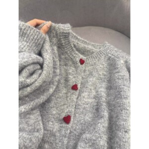 
Gray Love Button Sweater Jacket Women's Autumn New High-Quality Loose Round Neck Knitted Cardigan Top