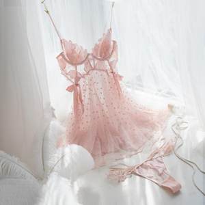 
French new style purely tempting embroidered bow girl polka dot sexy nightgown with steel ring chest pad
