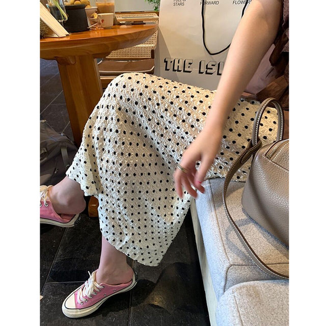2024 summer new retro white polka dot skirt for women with large size texture small A-line straight long skirt