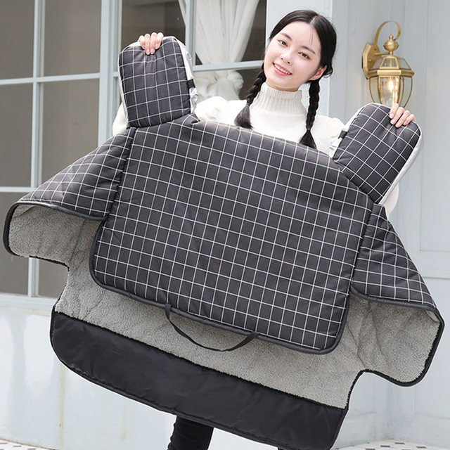 Electric vehicle windshield quilt in winter, thickened with velvet, waterproof and cold-proof, warm battery motorcycle windproof cover for men and women in winter