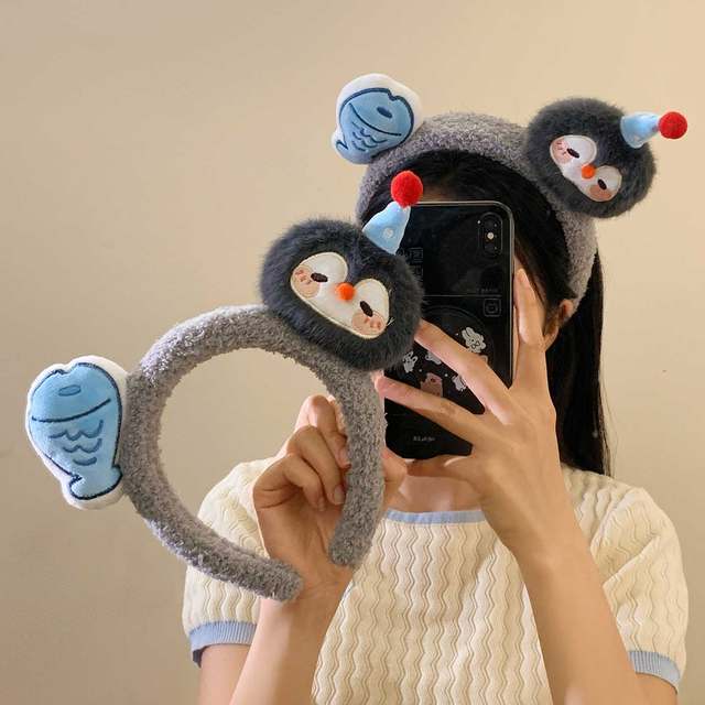 
Cute creative penguin fish plush headband for female cartoon cute hairpin hairpin for face washing and photo-pressing hair headband