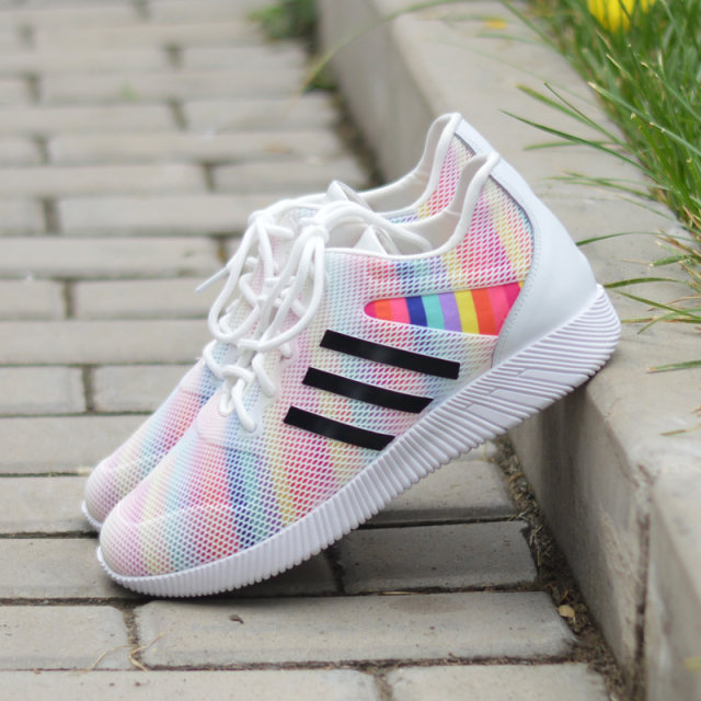Large size women's shoes 41 to 43 sports casual shoes spring and summer new versatile large low heel flat mesh breathable single shoes