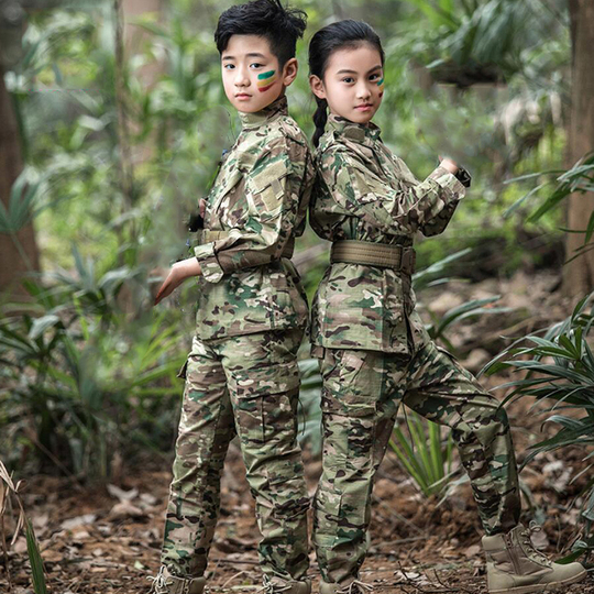 ropa militar para niños