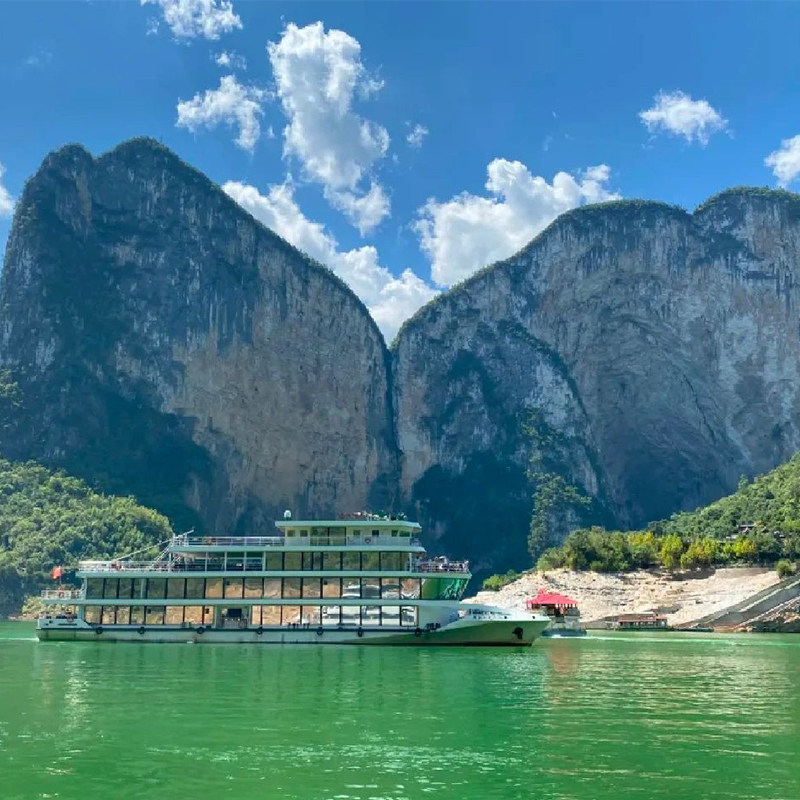 湖北恩施旅游5日游 恩施大峡谷清江梭布垭土司城屏山峡谷 纯玩