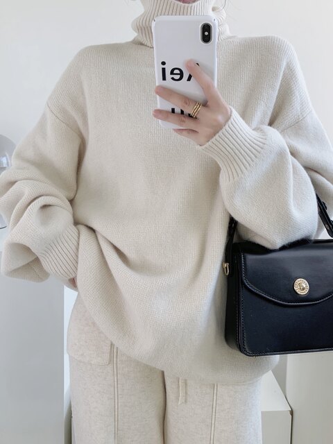 FlowGaga lazy style simple turtleneck hip-covering sweater for women in autumn and winter loose pullover thick knitted top