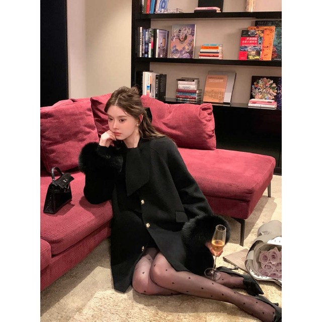 Fur Light Mature Style Western Style Autumn and Winter Imitation Fox Hair Female Woolen Woolen Floral Coat