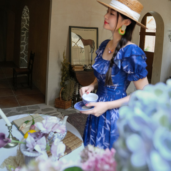 
Miai Original <Qinghuan> French retro tinsels and blue bamboo print high waist short sleeves large sway dress 25 summer