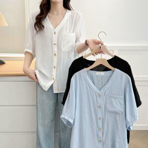 
Large size summer new casual French top for women design V-neck pocket metal button five-point sleeve literary shirt