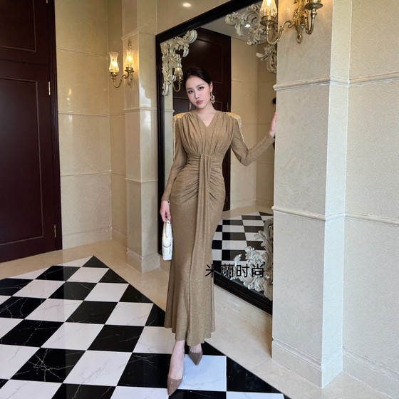 
Autumn and winter new style elegant lady style design irregular fine glitter fishtail skirt high waist epaulette fringe dress for women