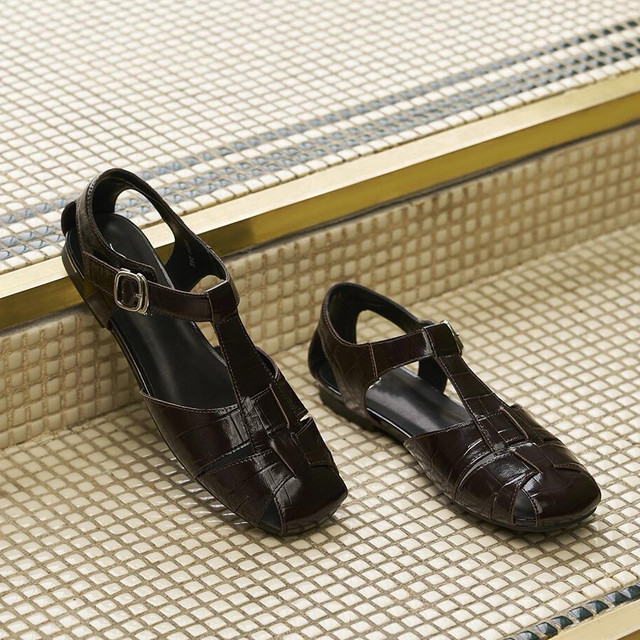 Beige Buckle Strap Cowhide Leather Rivet Baotou Sandals RT1047