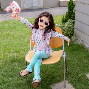 
2025 children's swimsuit long sleeves trousers cute children's swimsuit a cartoon printed girl split swimsuit