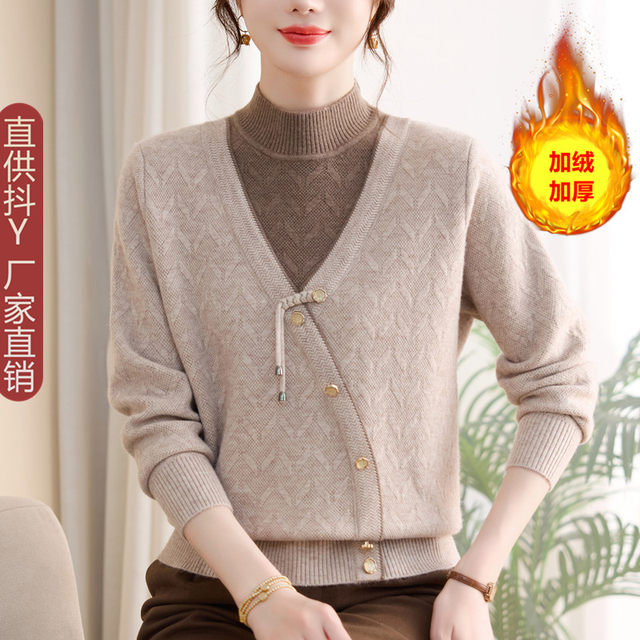 2025 New National Style Fake Two-Piece Knitted Sweater Middle-aged and Elderly Women’s Clothes Velvet Thickened Sweater Mother’s Winter Warm Clothes
