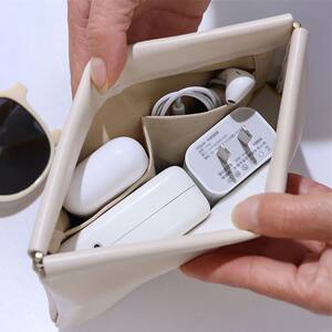 Data cable storage bag with bag travel to protect mobile phone charger charger U disk mini wired headphones bag