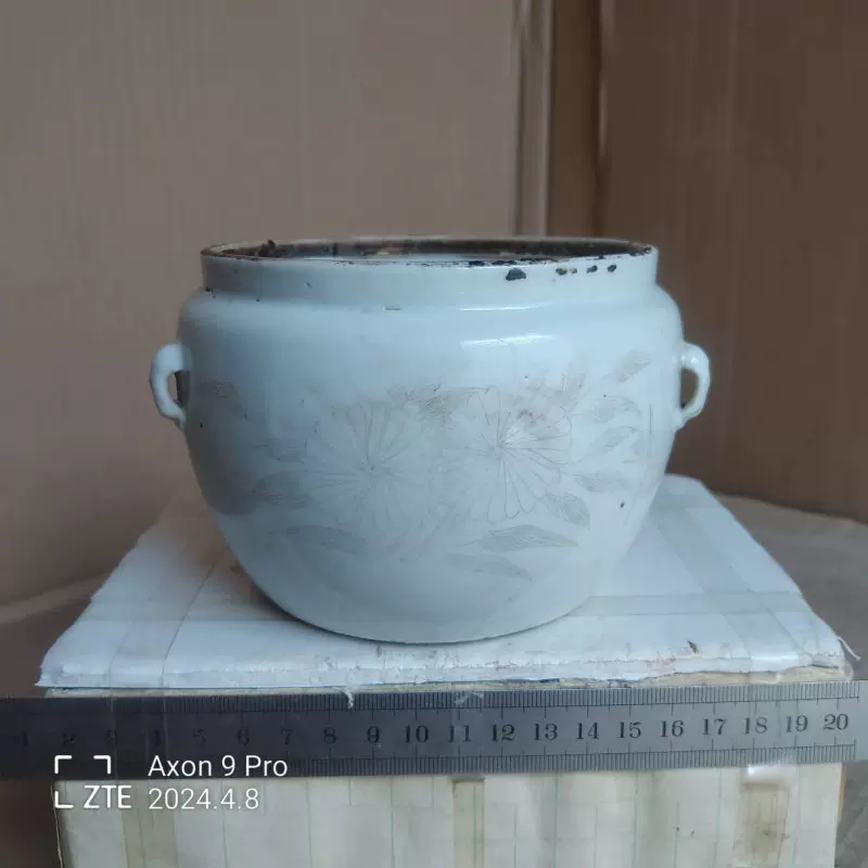 【瓷】　★ 瓷器 青花留白冰梅紋竹節罐 ★　清代　梅花 竹葉 染付文様　明清磁器 瓷】 ☆ 瓷器 青花留白冰梅紋竹節罐 ☆ 清代 梅花 竹葉 染付文様