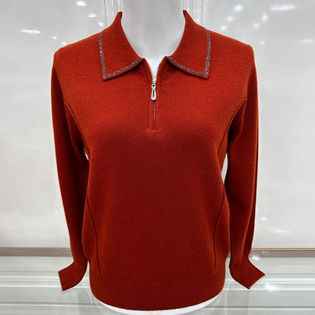 More than 50-year-old mother's fashionable tops for middle-aged and elderly fashion women's autumn 2025 new knitted sweaters cardigan bottoming shirts