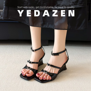 
2026 super hot and beautiful black Roman sandals for women summer wedge heels with French square toe snake pattern high heels