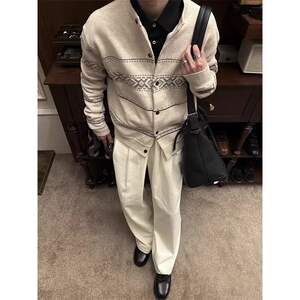 
Fair Isle jacquard knitted cardigan sweater for men in autumn old money style Kochi commuting casual relaxed feeling couple jacket