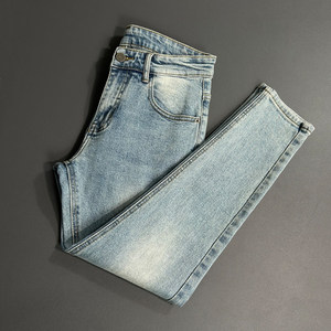 
Stretch old light blue slim nine-point jeans for men Korean version simple versatile comfortable casual pants for men