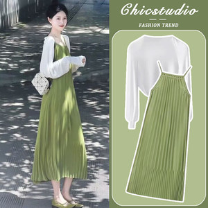 
Pregnant women's dress 2026 new style loose and slimming, belly-covering, age-reducing, fashionable and stylish suspender cardigan two-piece set for spring and autumn